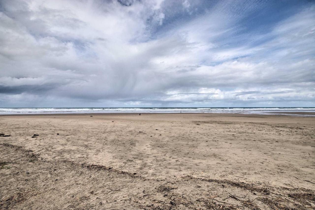 Rockaway Beach Condo - Beach Access Nearby! Luaran gambar